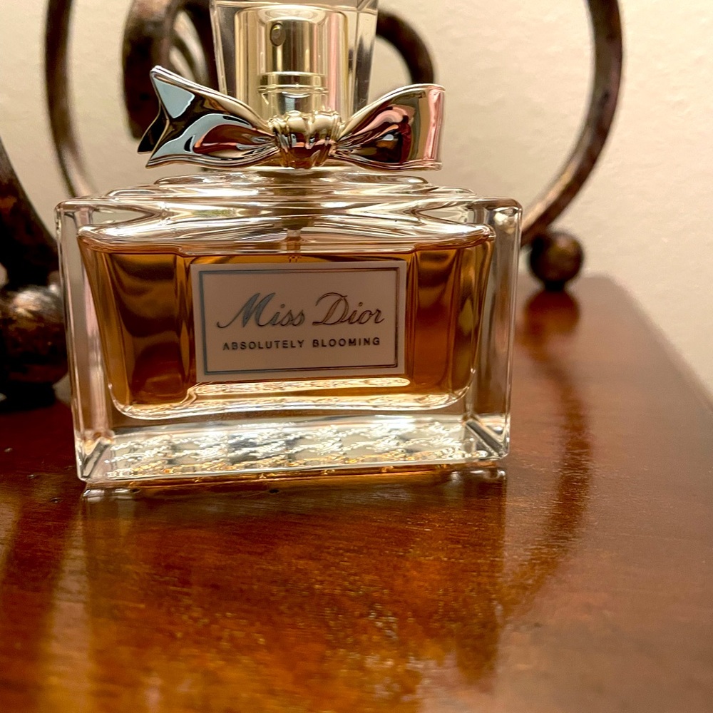 New Miss Dior absolutely blooming